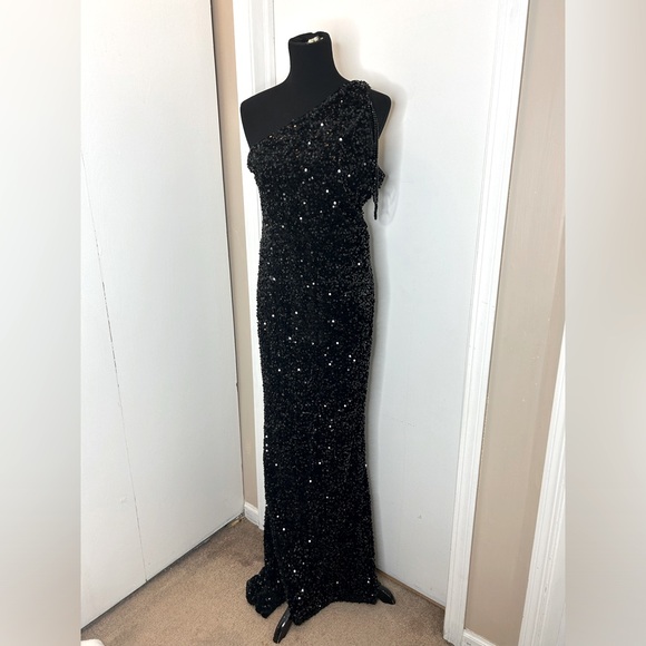 LOVE&LEMONADE One Shoulder Beaded Fringe Sequin lined Mermaid Dress.Size XL. - Picture 1 of 16